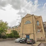 Panda Sanctuaries, Kensington Chapel Apartment
