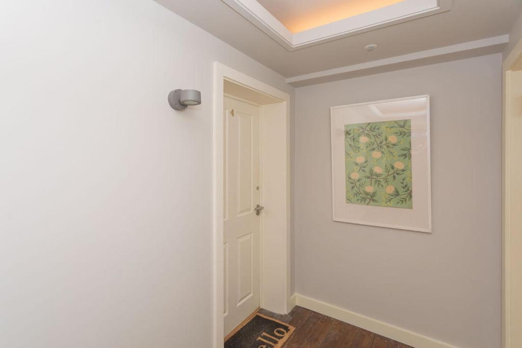Apartment Panda Sanctuaries, Kensington Chapel *